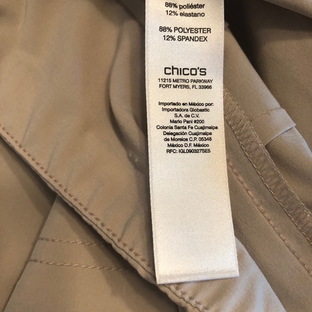 Capri Pants Weekends by Chico’s Khaki Crop Bottom Sz 0.5 (4-6) Like New - Picture 6 of 6